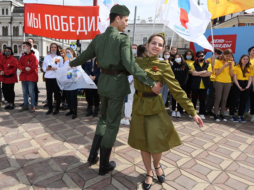 Вальс Победы соберет 400 участников на Кремлевской набережной 4 мая